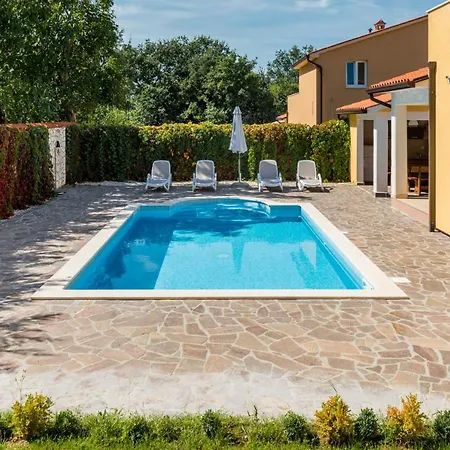 Villa Iridis Labin (Istria)